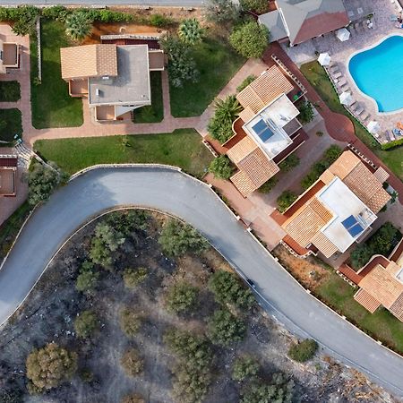 הרסוניסוס Dia Apartments מראה חיצוני תמונה