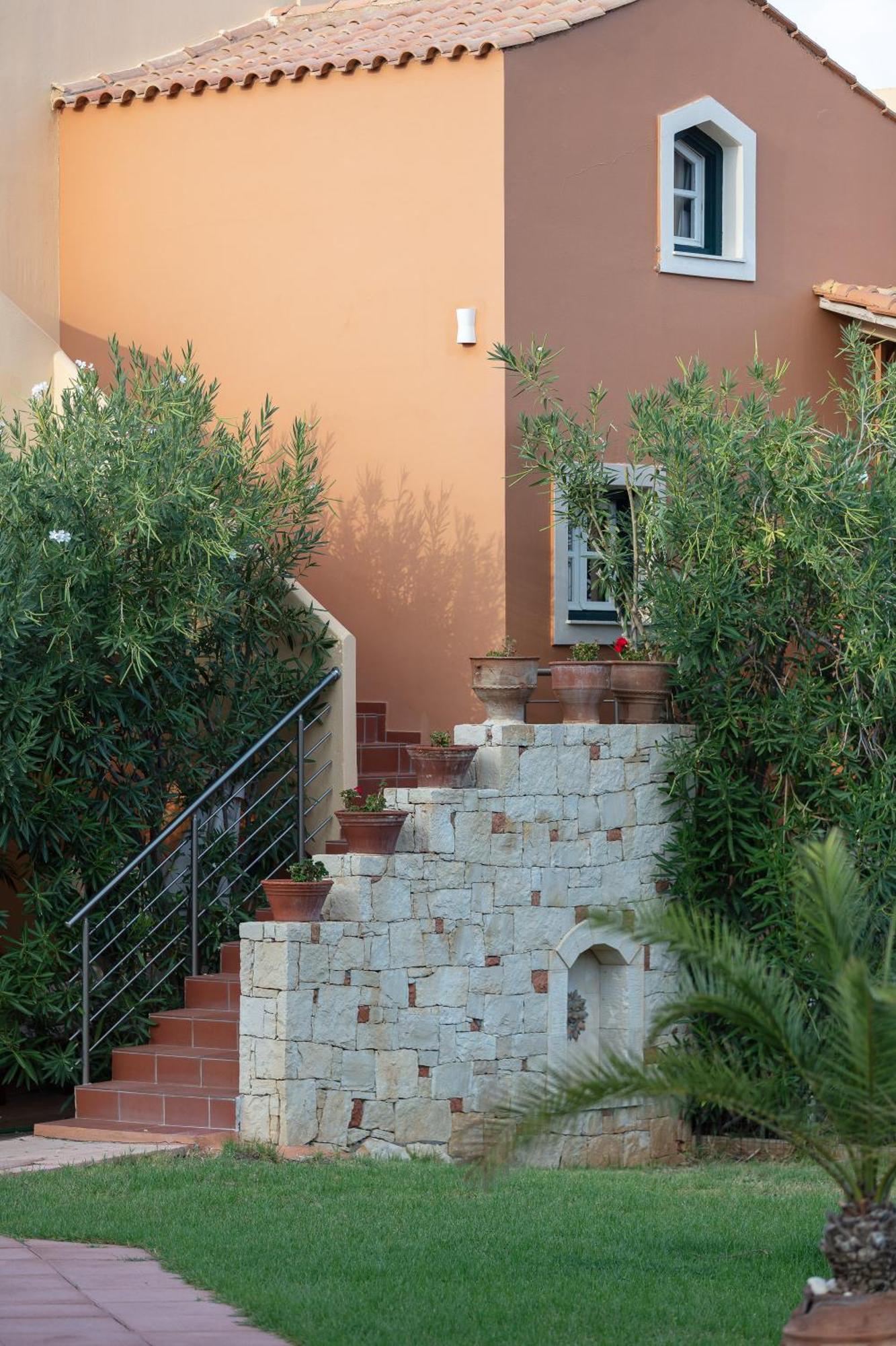 הרסוניסוס Dia Apartments מראה חיצוני תמונה