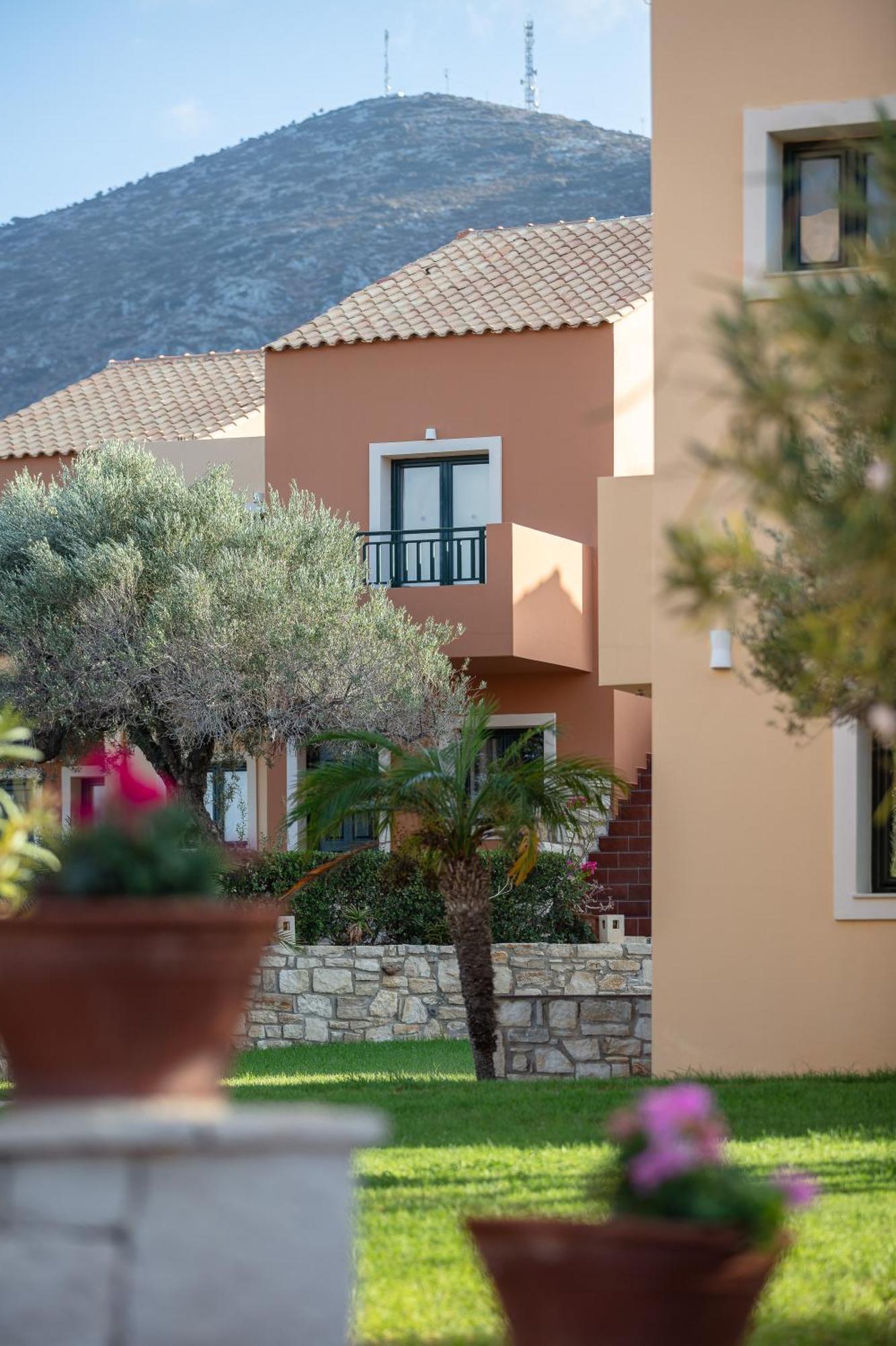 הרסוניסוס Dia Apartments מראה חיצוני תמונה