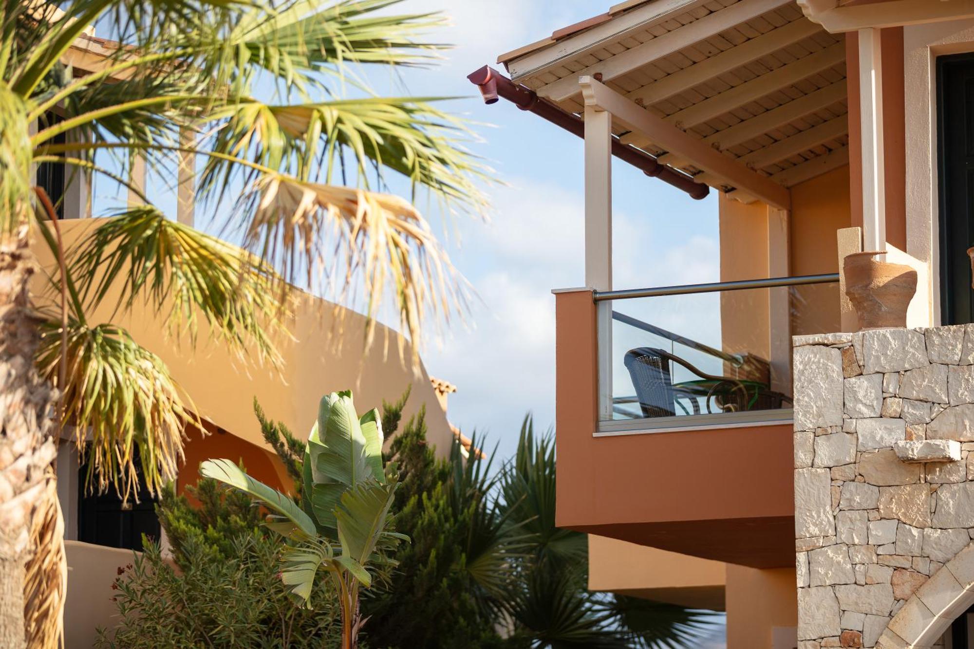 הרסוניסוס Dia Apartments מראה חיצוני תמונה